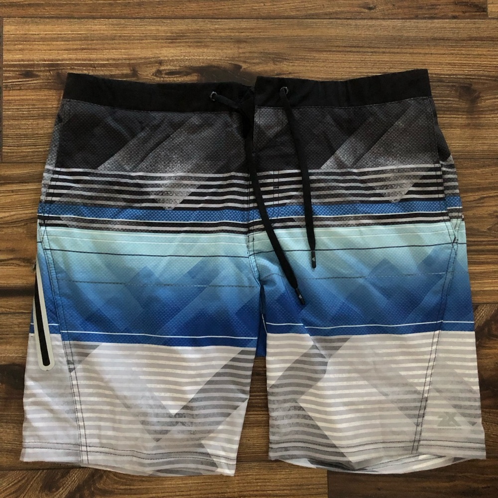 Men’s swimtrunks size L
